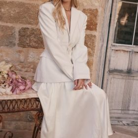 Sariah Ivory Contour Tailored Blazer - Image 6