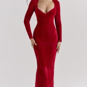 Aria Scarlet Chenille Sweetheart Dress - Image 8