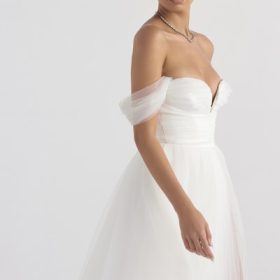 Fairytale White Tulle Bridal Gown - Image 11